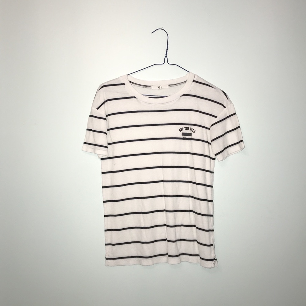 White and black striped vans tee